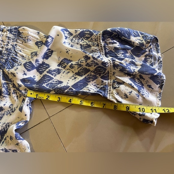 LoveStitch Tropical Print Off‎ the Shoulder Smocked Bell Sleeves Blouse size S - Picture 16 of 16